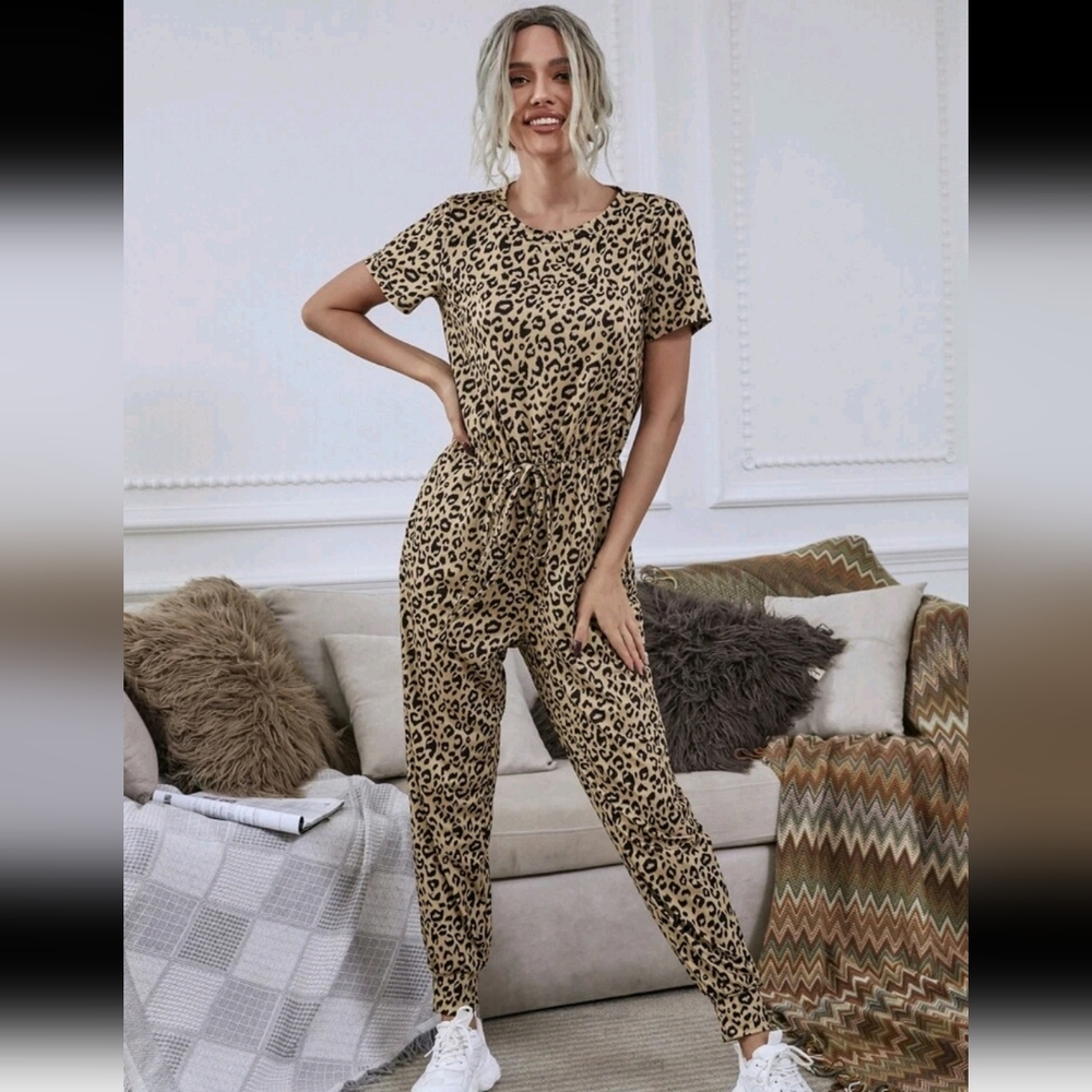 SHEIN LUNE Leopard Tie Front Tee Jumpsuit